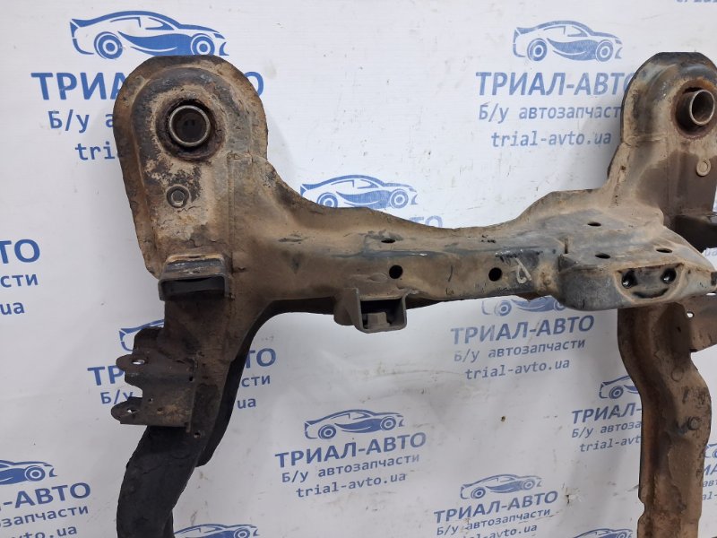Балка передней подвески АНГЛИЯ Tucson 2004-2009 JM 2.0 diesel D4EA