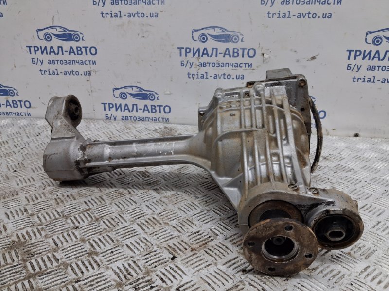 Редуктор передний Nissan Navara 2004-2015 D40 2.5 Diesel YD25DDTI 38500EA400 Б/У