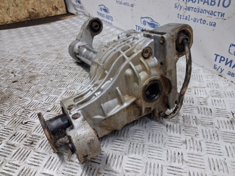 Редуктор передний Nissan Navara D40 2.5 Diesel YD25DDTI