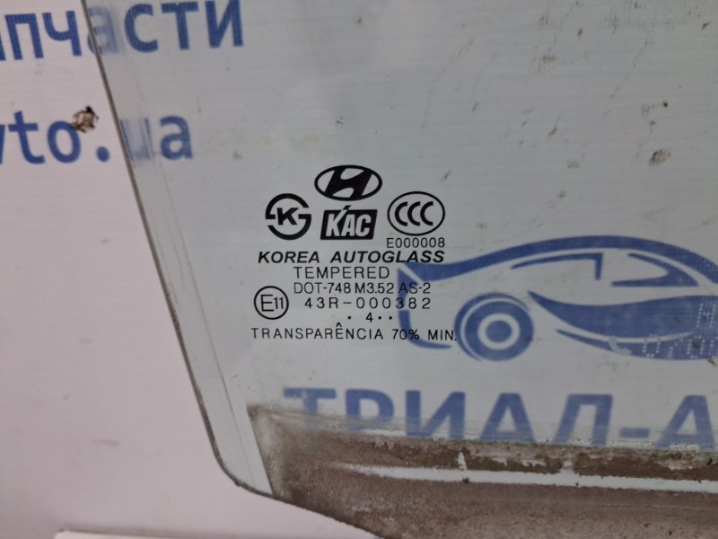 Стекло двери переднее правое Hyundai Tucson JM 2.0 diesel D4EA