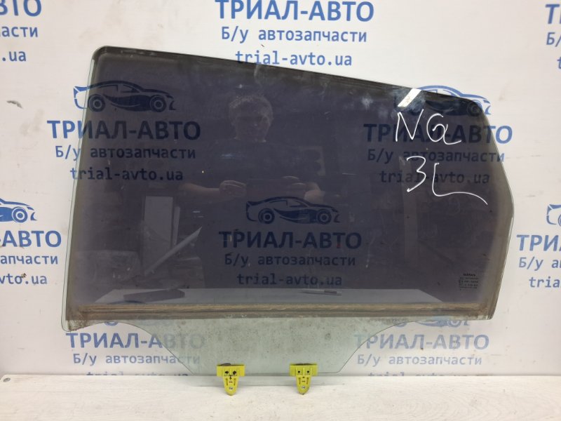 Стекло двери заднее левое Nissan Qashqai 2006-2013 J10 2.0 Бензин MR20DE 82301JD000 Б/У