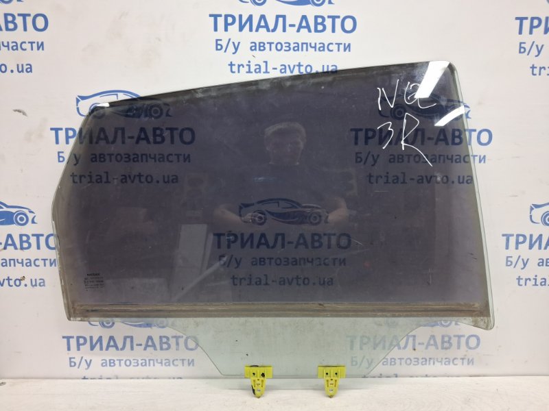 Стекло двери заднее правое Nissan Qashqai 2006-2013 J10 2.0 Бензин MR20DE 82300JD000 Б/У