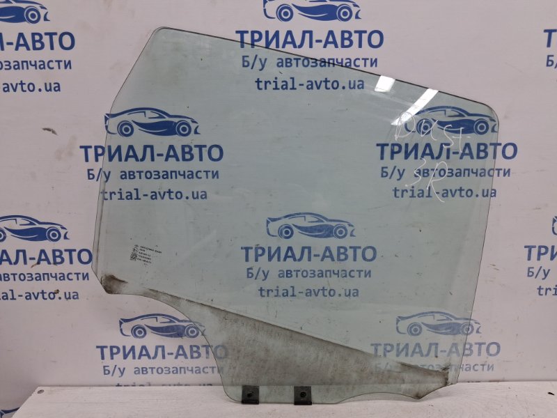 Стекло двери заднее правое Dacia Duster 2010-2017 HS 1.5 Diesel K9K 823014191R Б/У