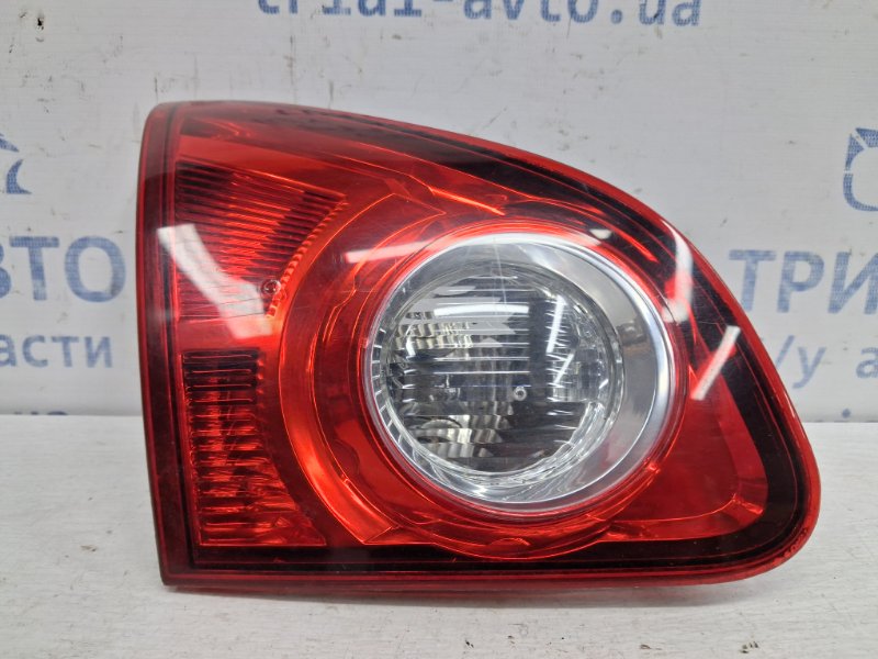 Фонарь задний внутренний левый Nissan Qashqai 2006-2013 J10 2.0 Бензин MR20DE 26559JD85A Б/У