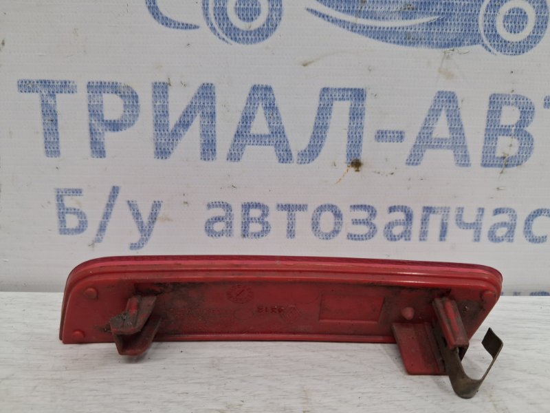 Катафот левый Duster 2010-2017 HS 1.5 Diesel K9K