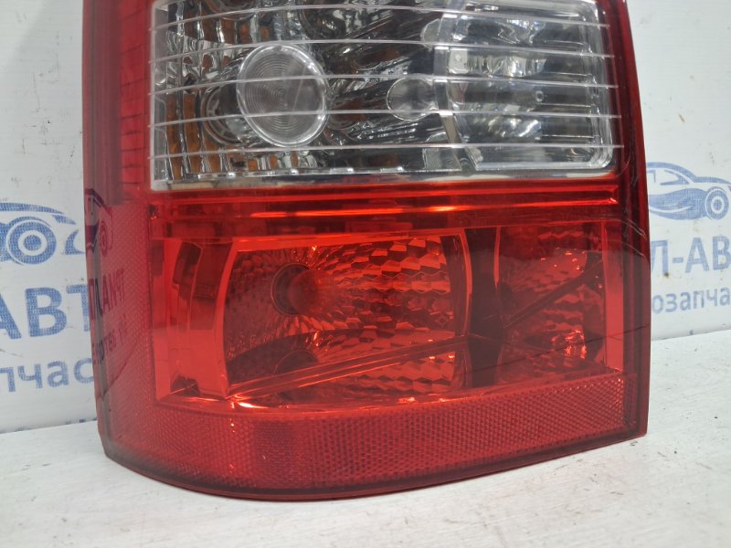 Фонарь задний внешний левый Hyundai Tucson JM 2.0 diesel D4EA