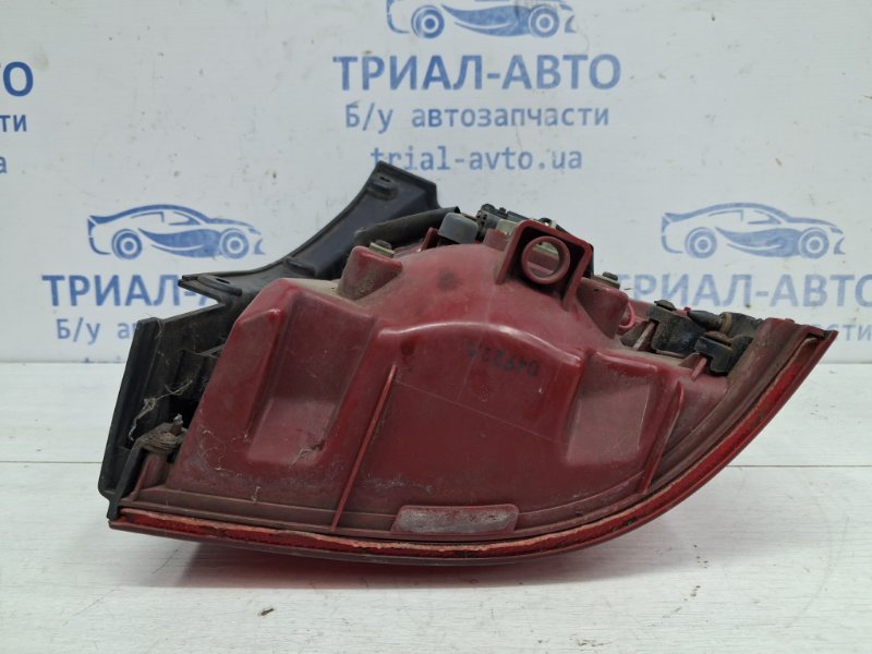 Фонарь задний внешний левый Tucson 2004-2009 JM 2.0 diesel D4EA
