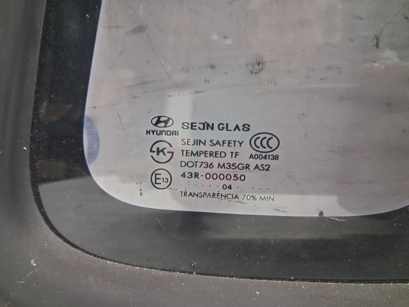 Стекло в кузов заднее правое Tucson 2004-2009 JM 2.0 diesel D4EA
