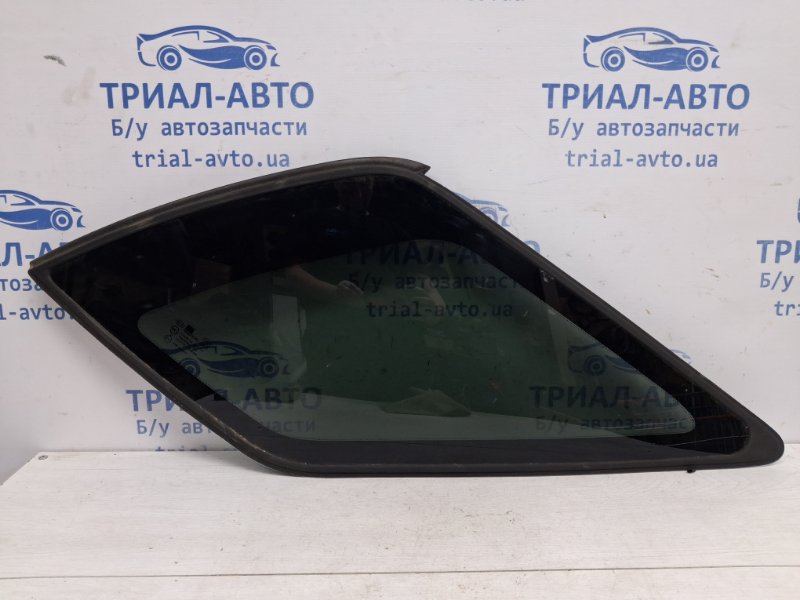 Стекло в кузов заднее правое Kia Sorento 2002-2011 BL 2.5 diesel D4CB 878203E000 Б/У