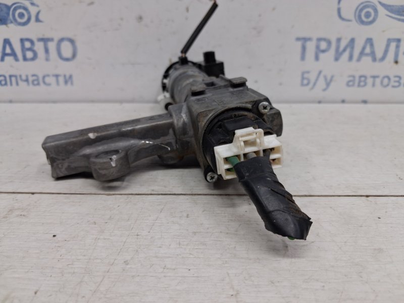 Замок зажигания Navara 2004-2015 D40 2.5 Diesel YD25DDTI