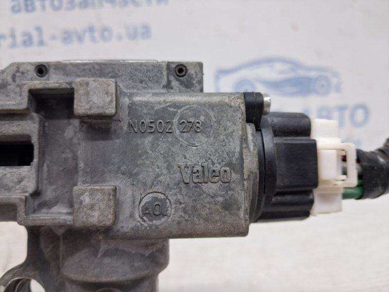 Замок зажигания Navara 2004-2015 D40 2.5 Diesel YD25DDTI