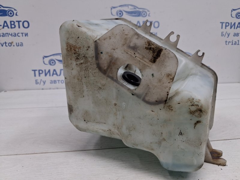 Бачок омывателя Tucson 2004-2009 JM 2.0 diesel D4EA