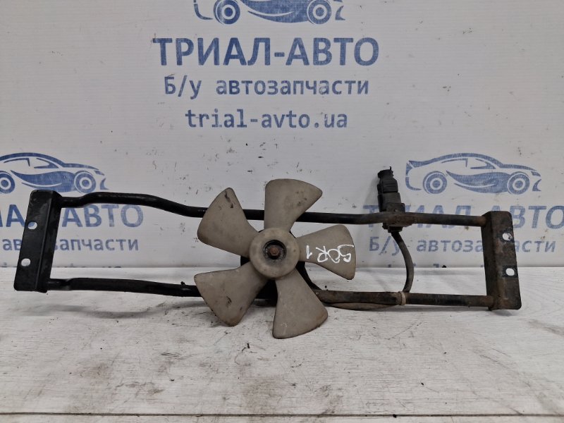 Вентилятор интеркуллера Kia Sorento 2002-2011 BL 2.5 diesel D4CB 282754A470 Б/У