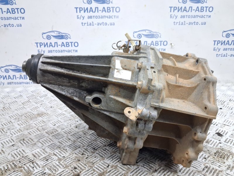 Раздаточная коробка Nissan Navara 2004-2015 D40 2.5 Diesel YD25DDTI 33100EA310 Б/У