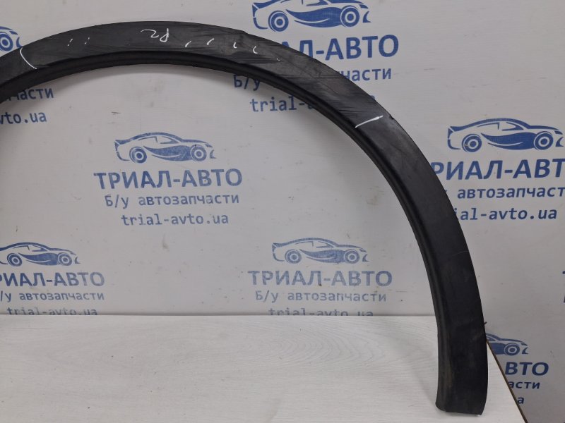 Накладка крыла задняя правая Nissan Qashqai J10 2.0 Бензин MR20DE