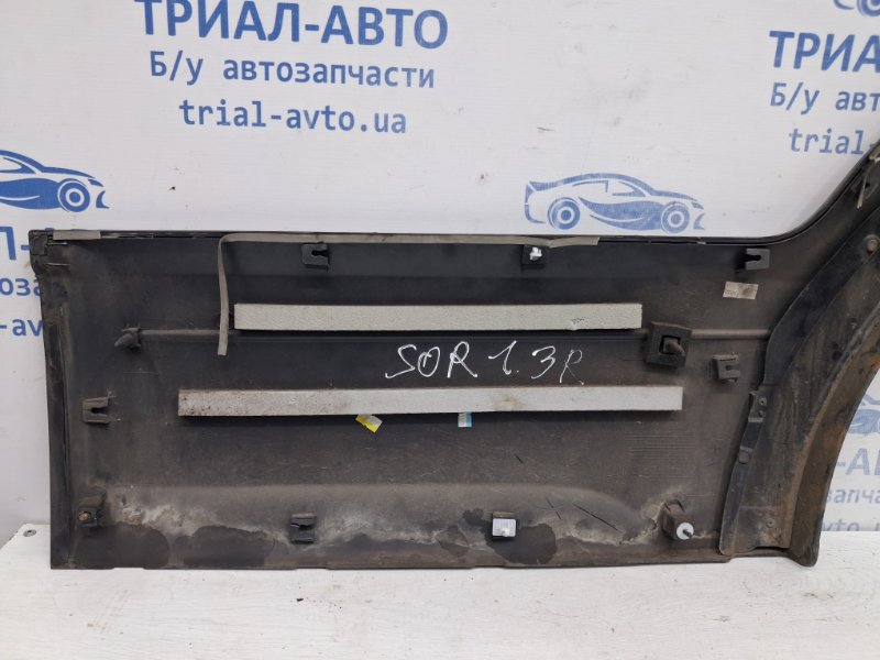 Накладка двери задняя правая Sorento 2002-2011 BL 2.5 diesel D4CB