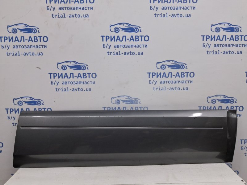 Накладка двери передняя правая Kia Sorento 2002-2011 BL 2.5 diesel D4CB 877403E500 Б/У