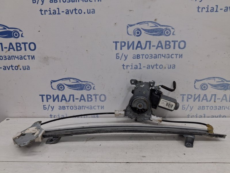 Стеклоподъемник задний левый Navara 2004-2015 D40 2.5 Diesel YD25DDTI