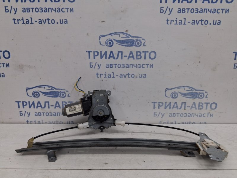 Стеклоподъемник задний правый Navara 2004-2015 D40 2.5 Diesel YD25DDTI
