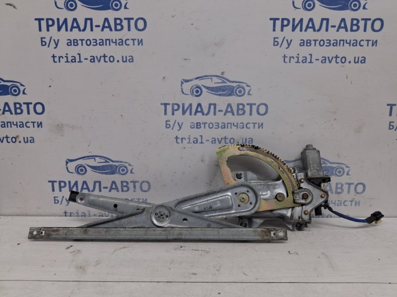 Стеклоподъемник передний правый Sorento 2002-2011 BL 2.5 diesel D4CB