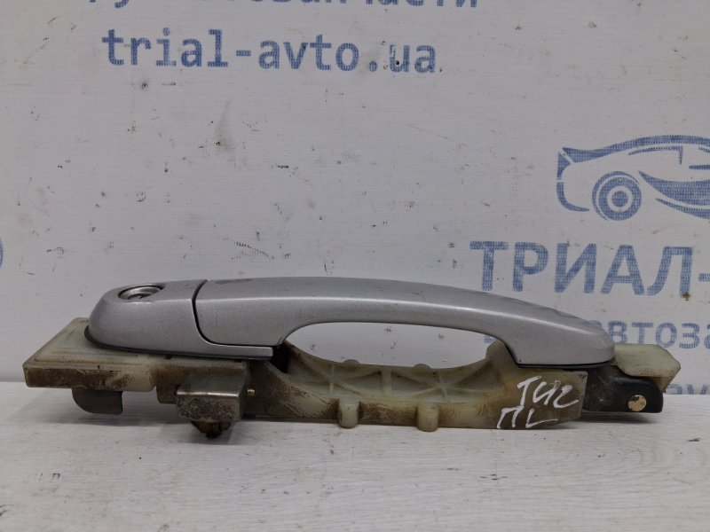 Ручка двери внешняя передняя левая Tucson 2004-2009 JM 2.0 diesel D4EA