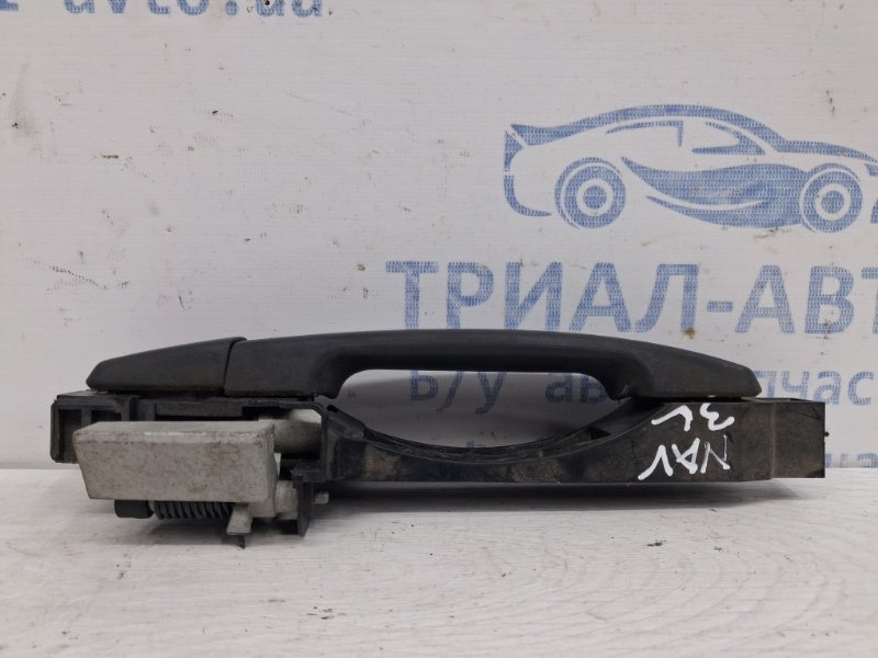 Ручка двери внешняя задняя левая Navara 2004-2015 D40 2.5 Diesel YD25DDTI