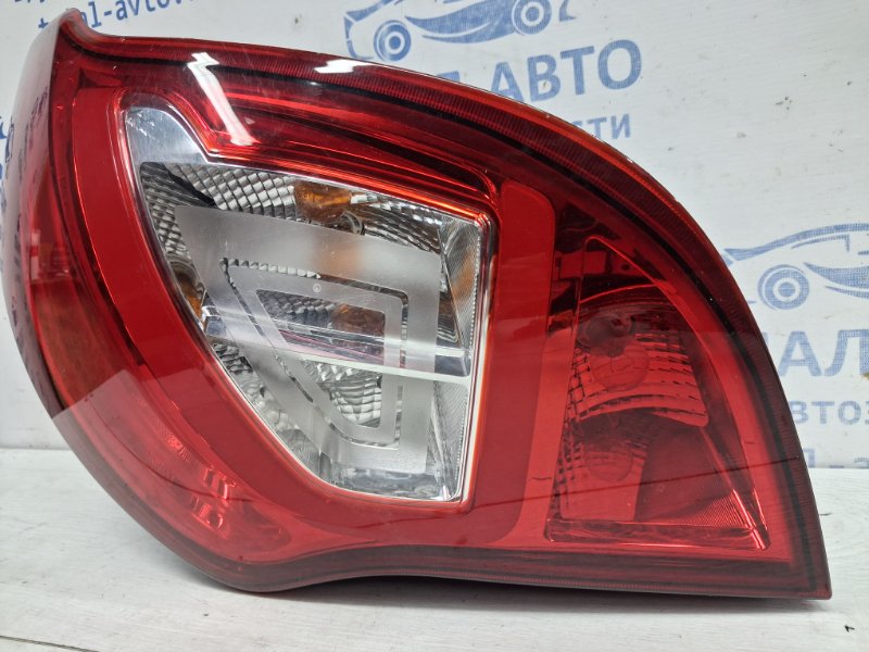 Фонарь задний внешний правый Korando 2010-2019 C200 2.0 Diesel
