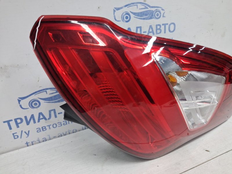 Фонарь задний внешний правый SsangYong Korando C200 2.0 Diesel