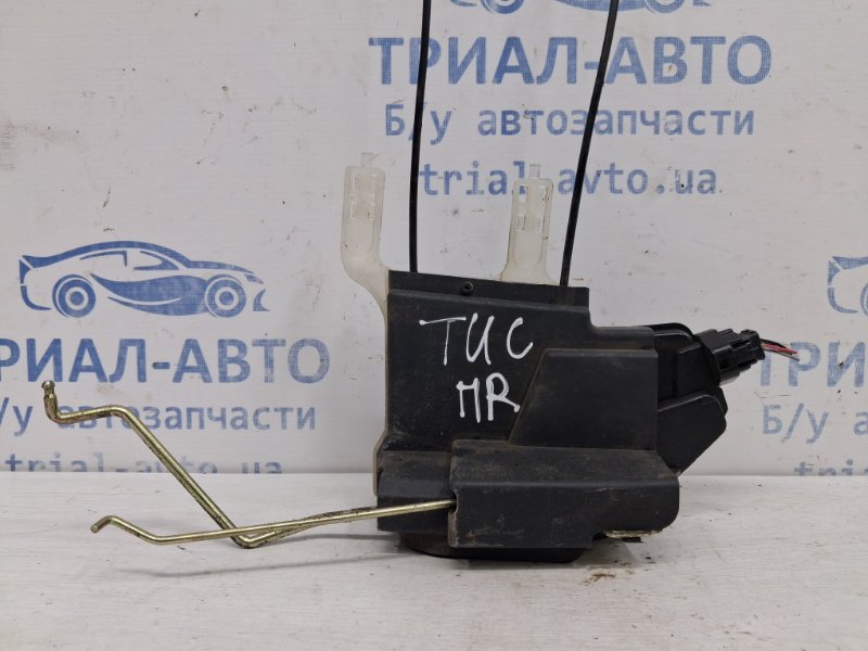 Замок двери передний правый Tucson 2004-2009 JM 2.0 diesel D4EA