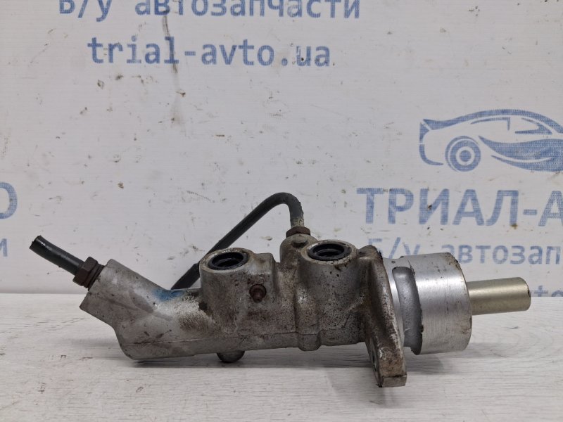 Тормозной цилиндр главный Toyota Avensis 2002-2010 T25 1.8 бензин 1ZZFE 4720105110 Б/У