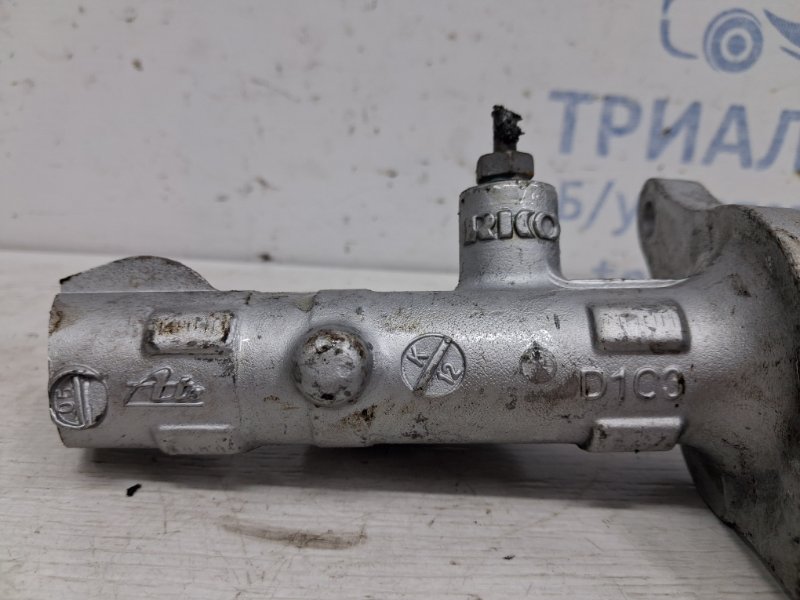 Тормозной цилиндр главный Duster 2010-2017 HS 1.5 Diesel K9K