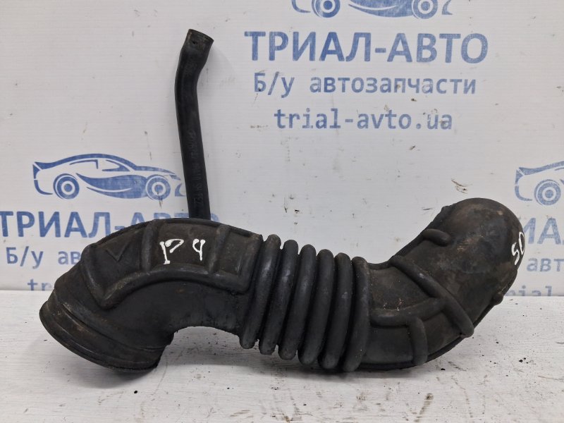Патрубок воздушного фильтра Sorento 2002-2011 BL 2.5 diesel D4CB