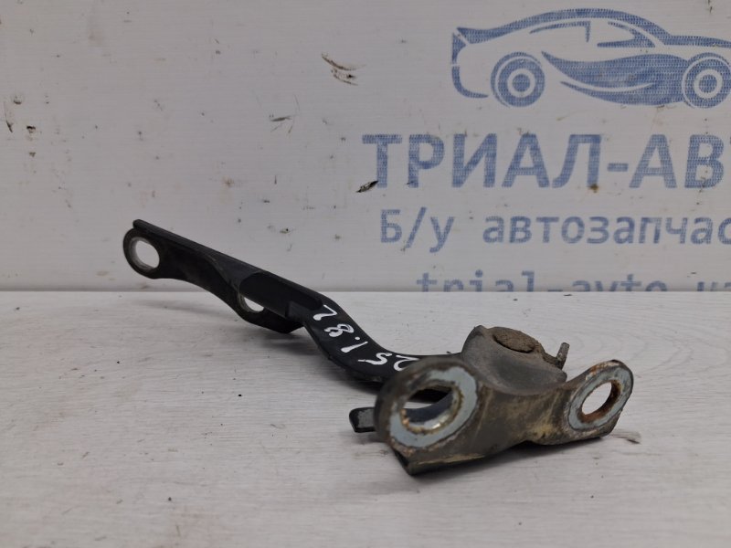 Петля капота левая Toyota Avensis T25 1.8 бензин 1ZZFE