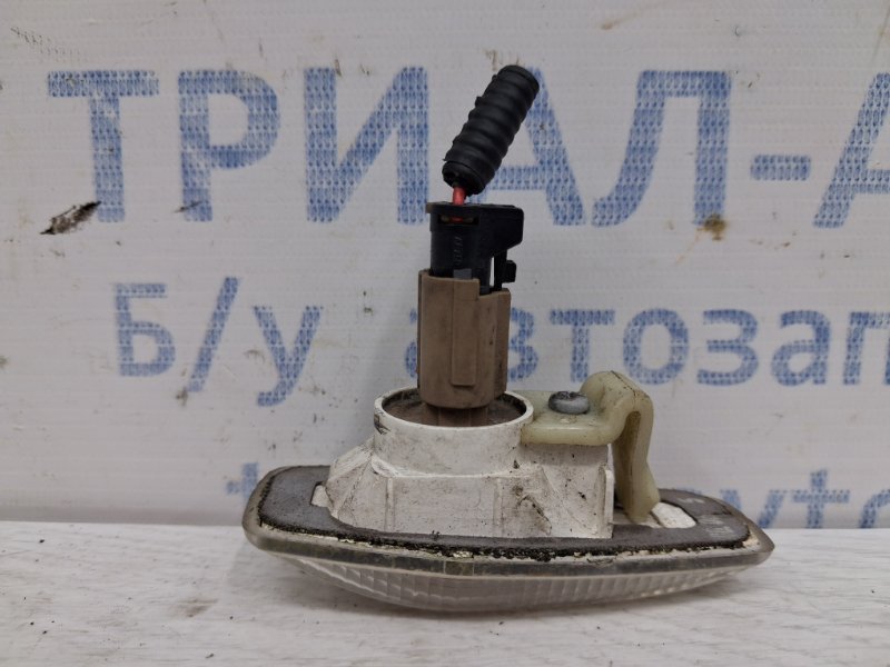 Повторитель поворотника Sorento 2002-2011 BL 2.5 diesel D4CB