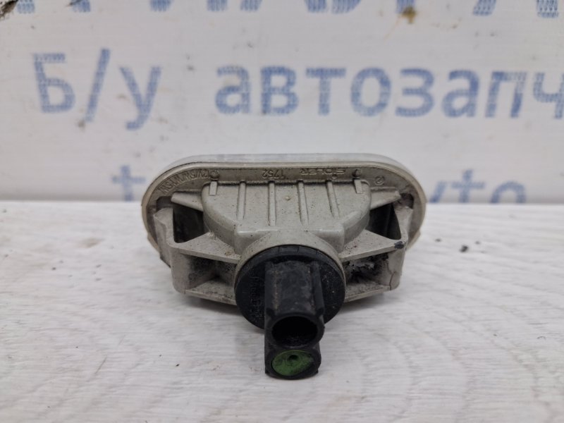 Повторитель поворотника Nissan Qashqai J10 2.0 Бензин MR20DE