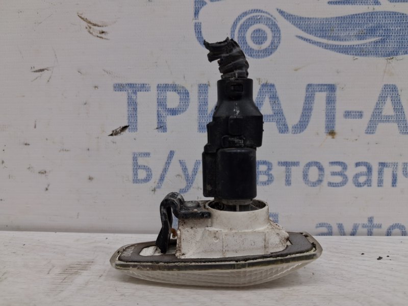 Повторитель поворотника Tucson 2004-2009 JM 2.0 diesel D4EA