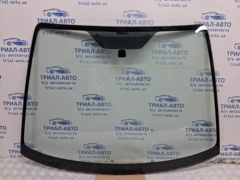 Стекло лобовое Suzuki SX4 2006-2014 1 2.0 Бензин J20A 8451080J00 Б/У