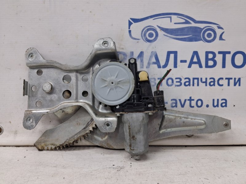 Стеклоподъемник задний правый Suzuki SX4 2006-2014 1 2.0 Бензин J20A 8350179J11 Б/У