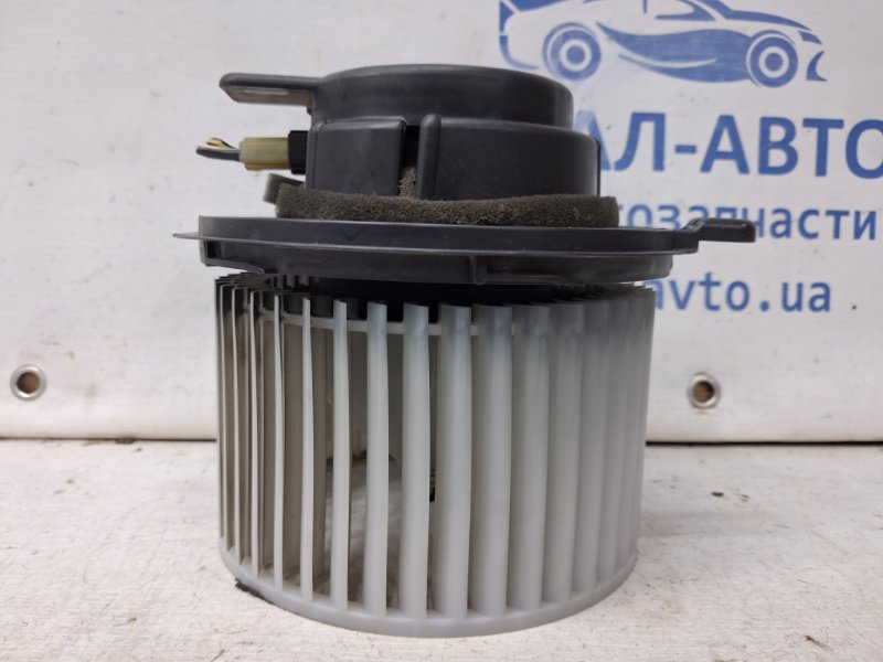 Моторчик печки Suzuki SX4 2006-2014 1 2.0 Бензин J20A 7415080J10 Б/У