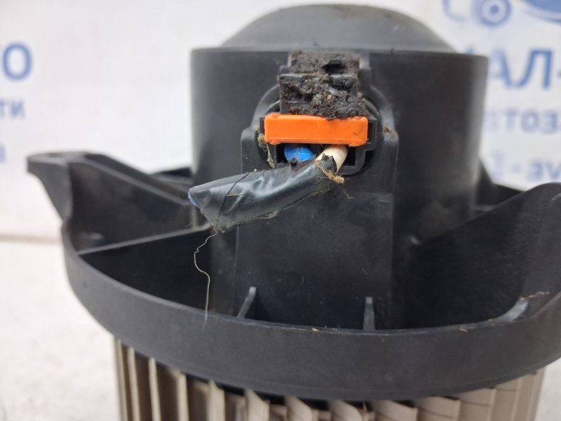 Моторчик печки Navara 2004-2015 D40 2.5 Diesel YD25DDTI Моторчик печки Navara 2004-2015 D40 2.5 Diesel YD25DDTI