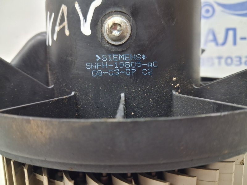 Моторчик печки Navara 2004-2015 D40 2.5 Diesel YD25DDTI Моторчик печки Navara 2004-2015 D40 2.5 Diesel YD25DDTI