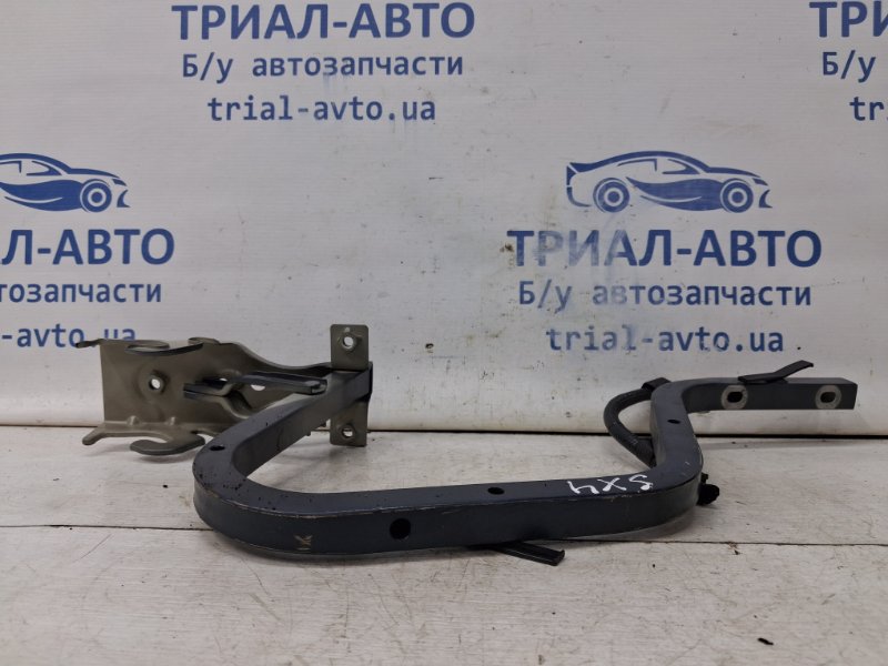 Петля крышки багажника Suzuki SX4 1 2.0 Бензин J20A