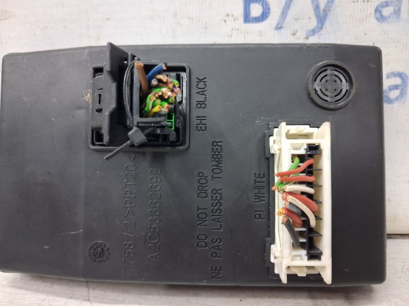 Блок комфорта Dacia Duster HS 1.5 Diesel K9K Блок комфорта Dacia Duster HS 1.5 Diesel K9K