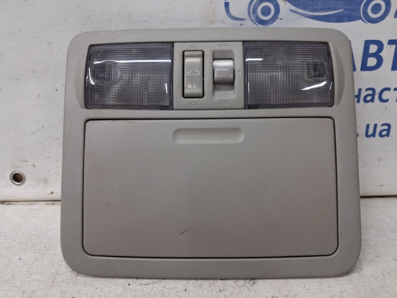Запчасть плафон передний Nissan Navara 2004-2015 D40 2.5 Diesel YD25DDTI 26430EB411 Б/У Плафон передний Nissan Navara 2004-2015 D40 2.5 Diesel YD25DDTI 26430EB411 Б/У