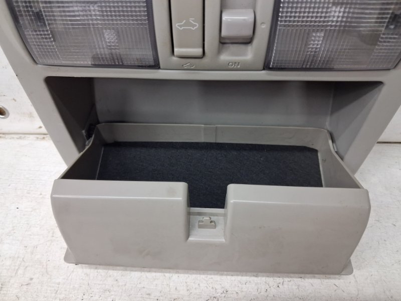 Плафон передний Navara 2004-2015 D40 2.5 Diesel YD25DDTI Плафон передний Navara 2004-2015 D40 2.5 Diesel YD25DDTI