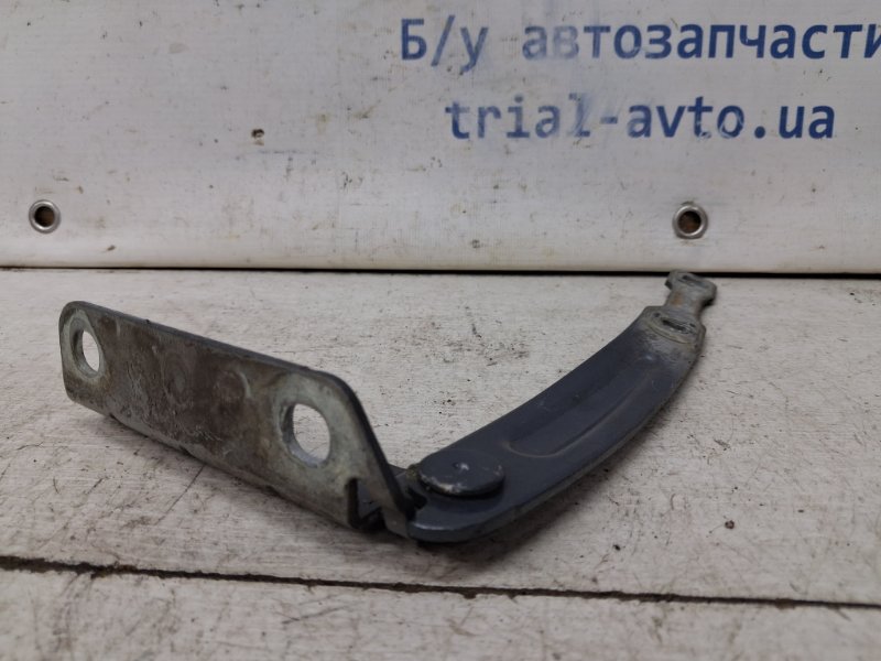 Петля капота правая Dacia Duster HS 1.5 Diesel K9K Петля капота правая Dacia Duster HS 1.5 Diesel K9K