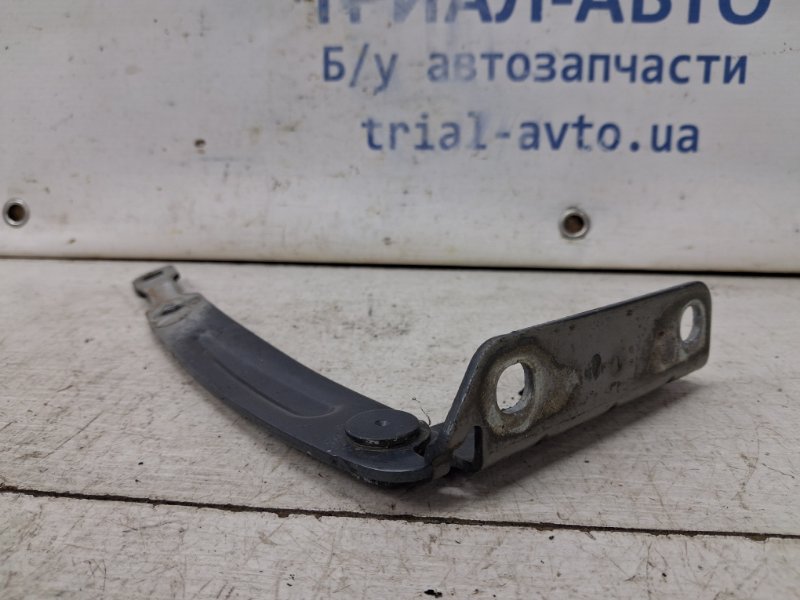 Петля капота левая Dacia Duster HS 1.5 Diesel K9K Петля капота левая Dacia Duster HS 1.5 Diesel K9K