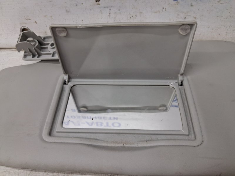 Козырек солнцезащитный левый Nissan Qashqai J10 2.0 Бензин MR20DE Козырек солнцезащитный левый Nissan Qashqai J10 2.0 Бензин MR20DE