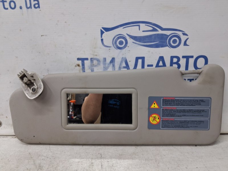 Запчасть козырек солнцезащитный левый Dacia Duster 2010-2017 HS 1.5 Diesel K9K 964012342R Б/У Козырек солнцезащитный левый Dacia Duster 2010-2017 HS 1.5 Diesel K9K 964012342R Б/У