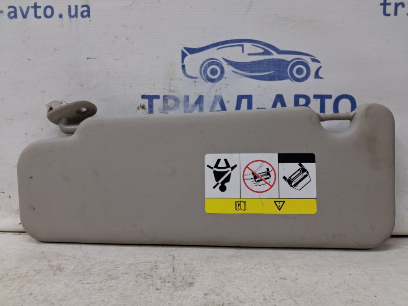 Козырек солнцезащитный правый Dacia Duster HS 1.5 Diesel K9K Козырек солнцезащитный правый Dacia Duster HS 1.5 Diesel K9K
